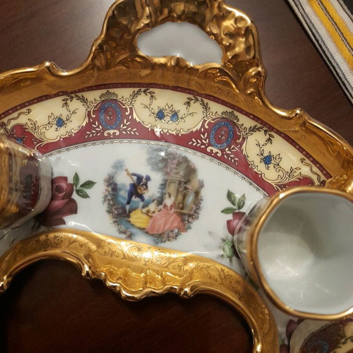 Limoge set with 22k gold leaves like new