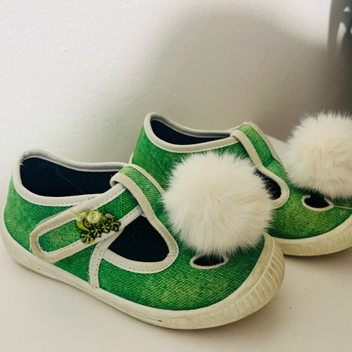 Tinkerbell shoes used, green, size 26, carnival