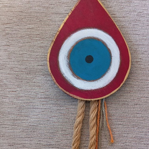 Wooden decorative eye charm 32 cm like new