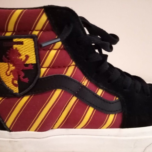 Vans Harry Potter Gryffindor Sneakers like new, size 40, suede and synthetics
