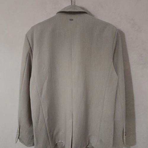 Ghanda beige jacket new with structured shoulders size Medium