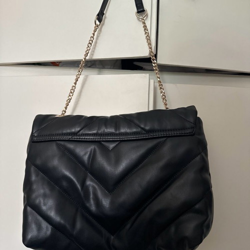 Quilted shoulder bag Zara like new, black with gold