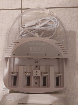 Ansmann Basic 5 Plus desktop charger like new