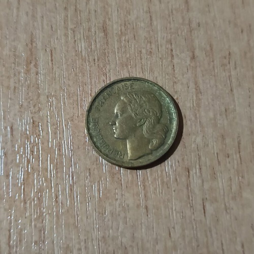 French 10 Francs coin 1951 used, Marianne and rooster design