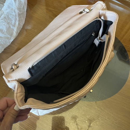 Crossbody bag somon quilted weave like new