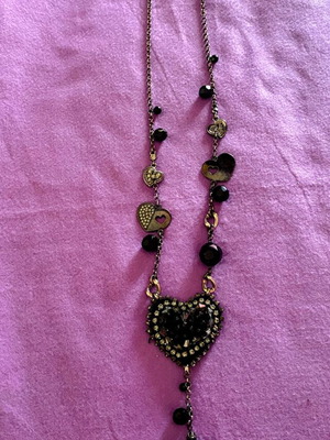 Vintage Statement Necklace with Black Heart, Zirconia & Romantic Gothic Details used