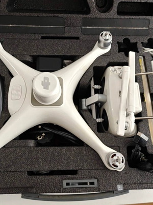 DJI Phantom 4 RTK drone with 4 batteries, professional equipment