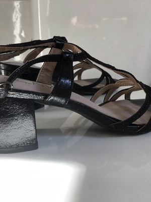 A.S. 98 Black Leather Sandals Like New With Low Chunky Heel