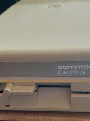 Commodore 1541 disk drive like new