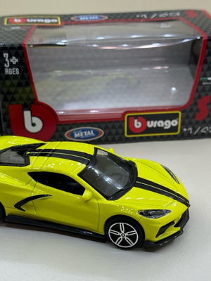 Chevrolet Corvette Stingray C8 Coupé die-cast model 1/43 new, yellow