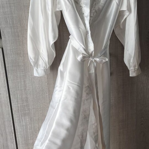 Maxi White Satin Nightgown and Robe Set new, bridal size 48