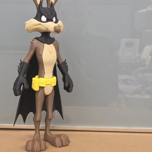 Wile E. Coyote as Batman figure 30 cm new