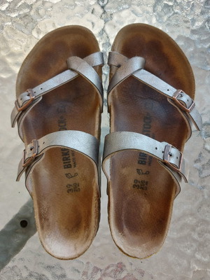 Birkenstock Mayari πέδιλα μεταχειρισμένα, νούμερο 39, χρυσο-μπρονζε μεταλλιζέ