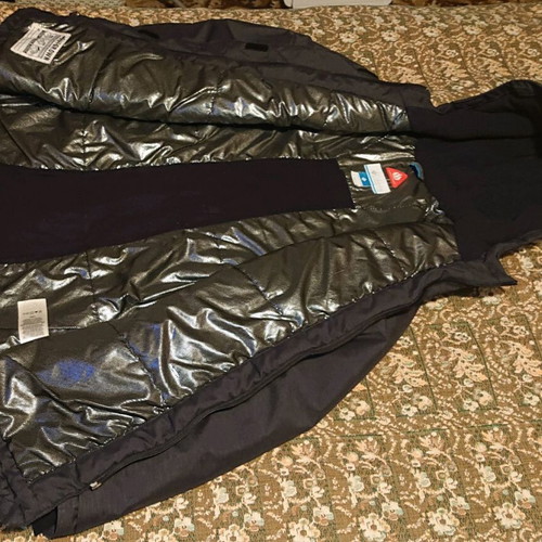 Columbia jacket like new with fleece hood and waterproof protection