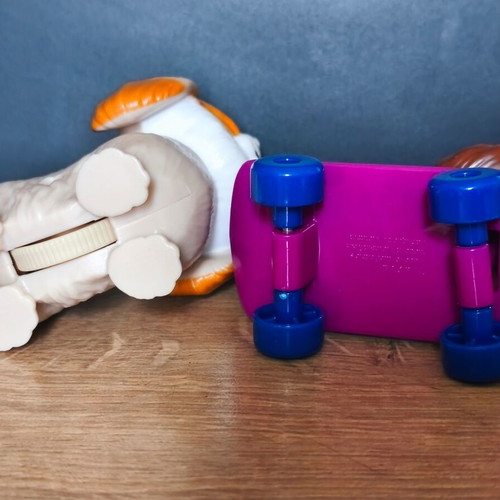 Daisy Dogs set of 2 from The Secret Life of Pets, like new