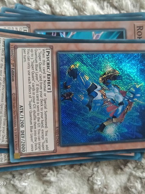 Yu-Gi-Oh Super Quantum Blue Layer V.3 Secret Rare card like new