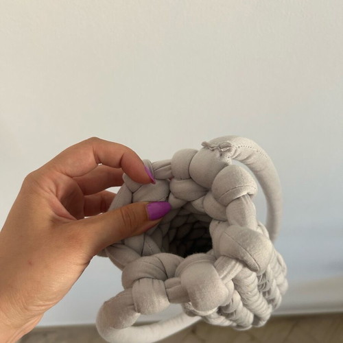Marshmallow knitted bottle holder like new