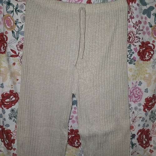 Ribbed lounge pants like new, beige