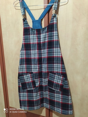 Attrativo salopette like new, size M, white and red