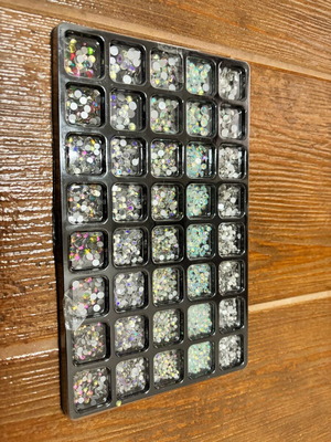 Strass for nails like new in various sizes and colors