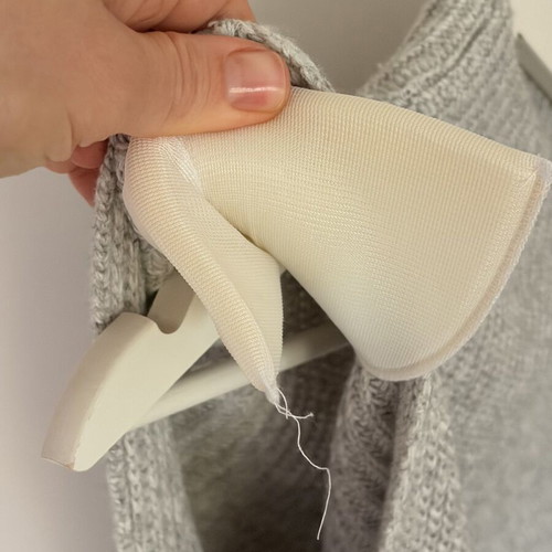 Vicolo Light Grey Knitted Top like new with Padded Shoulders