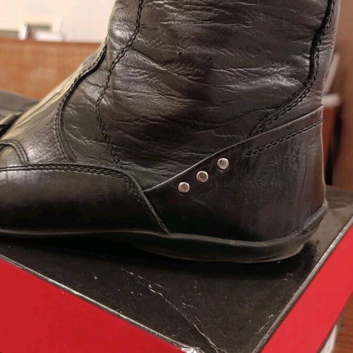 Gianna Kazakou men's leather ankle boots used, size 45, black
