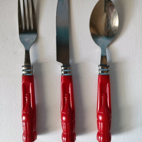 Coca Cola collectible cutlery like new, vintage red handles