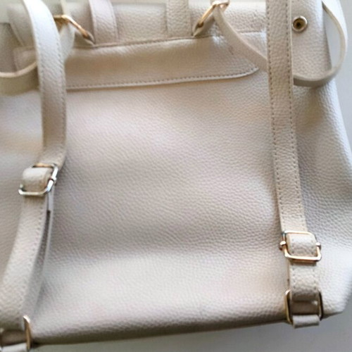 Women's backpack in beige/cream color like new