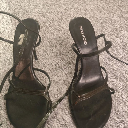 Sergio Rossi black 7-point sandals like new