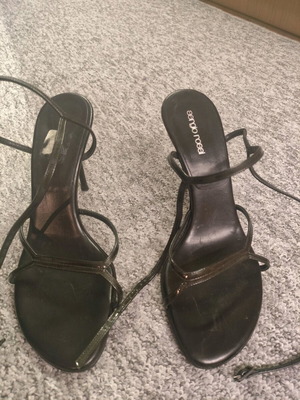Sergio Rossi black 7-point sandals like new
