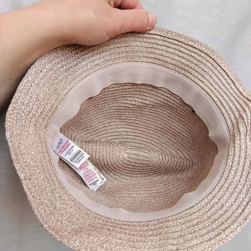 Straw hat Marks & Spencer for ages 3-6 like new, beige