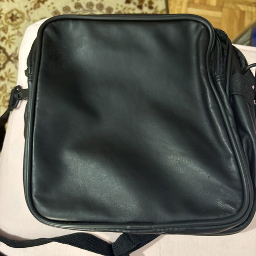 Diplomat shoulder bag black used
