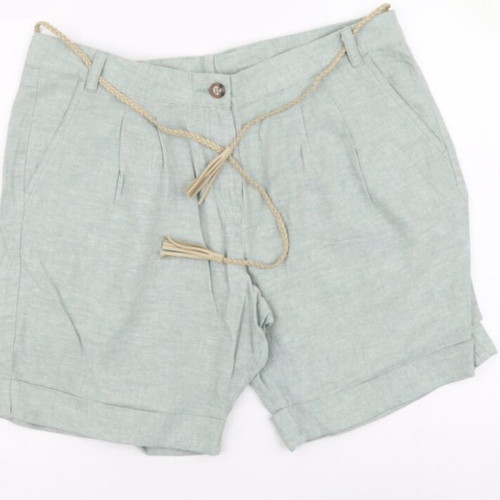 Linen shorts esmara like new, size medium, 2 pieces