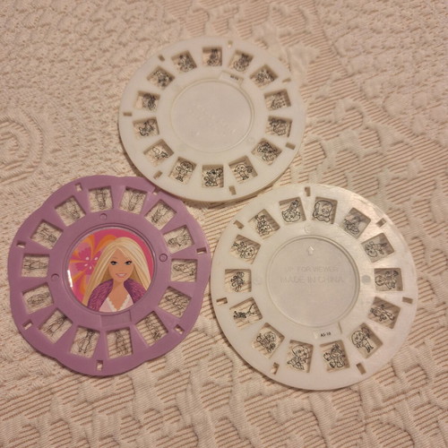 Viewmaster Dora the Explorer and Barbie plastic reels like new