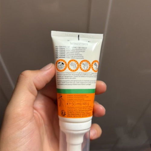 La Roche-Posay Anthelios Uvmune 400 SPF 50 sunscreen new