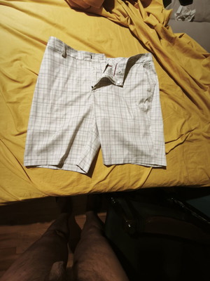 Under Armour Bermuda size 38 like new, white and grey