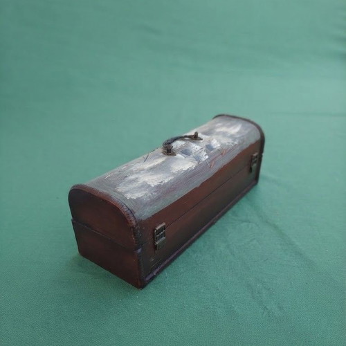 Vintage Chinese export wooden trinket box with maritime design