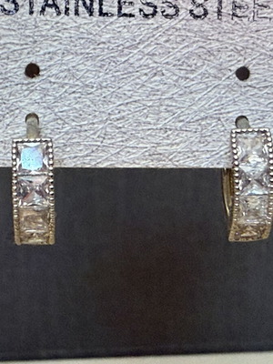 Earrings new, silver color
