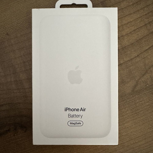 iPhone Air MagSafe Battery new, original Apple