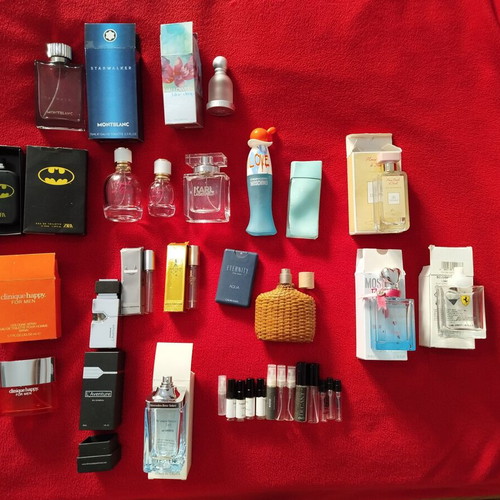 Empty perfume bottles used, collector's set pack