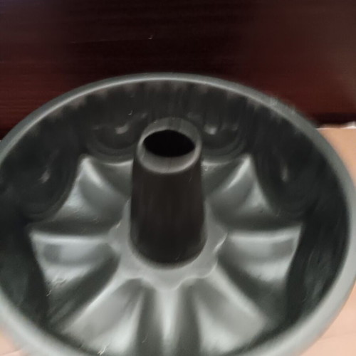Cake pan used, good condition