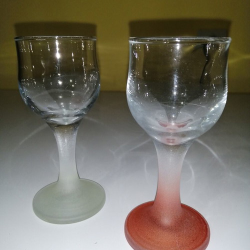 Liqueur glasses like new, set of 2 with red and yellow base