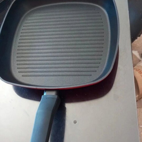Izzy grill pan 24cm new