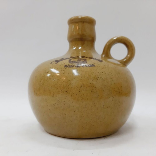 Isla del Tesoro Ron de Cuba Ceramic Bottle like new