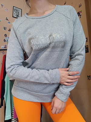 Barbour sweatshirt like new, gray