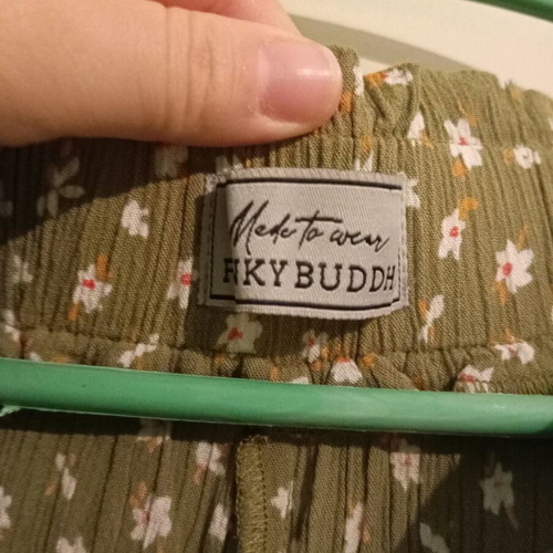 Funky Buddha floral green viscose pants L/XL like new