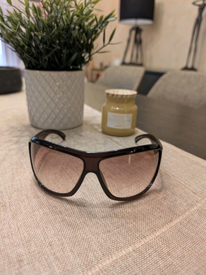 Gucci women's sunglasses used brown
