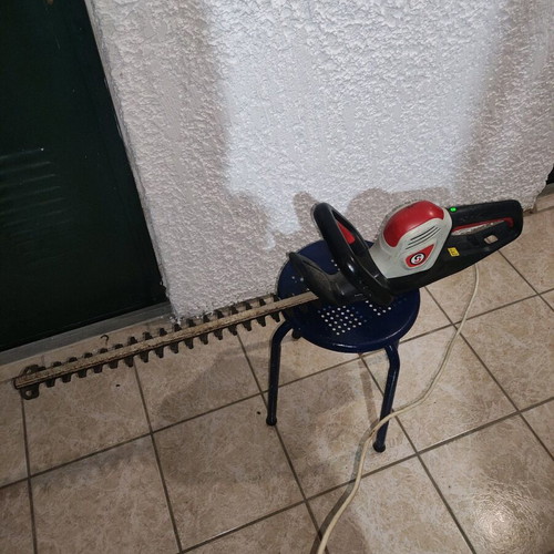 Sterwins Professional Hedge Trimmer used, 1.1m, 600W