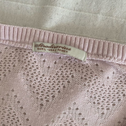 Long-sleeve blouse with perforated design like new, pink, size L