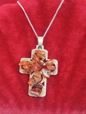 925 cross necklace with amber chips, 42cm chain
